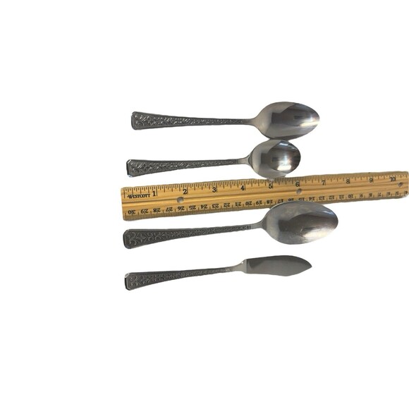 VTG INTERPUR Florenz Stainless Flatware Korea Floral Daisy Fleur de Lis Lot (13) - Picture 11 of 16